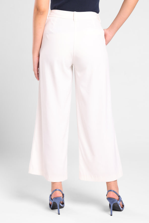 Triumph Tailored Straight Pants in White
