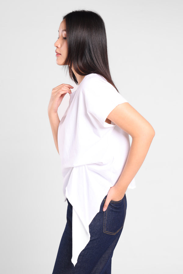 Manifesto Asymmetry T-shirt in Off White