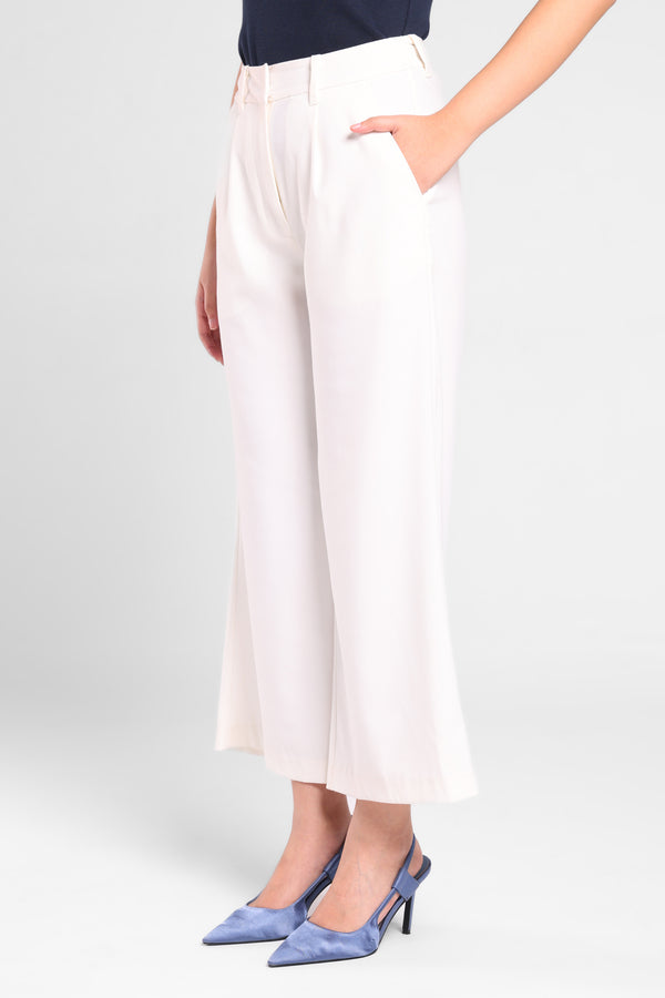 Triumph Tailored Straight Pants in White